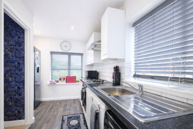 3 bed Duplex for sale Image 7