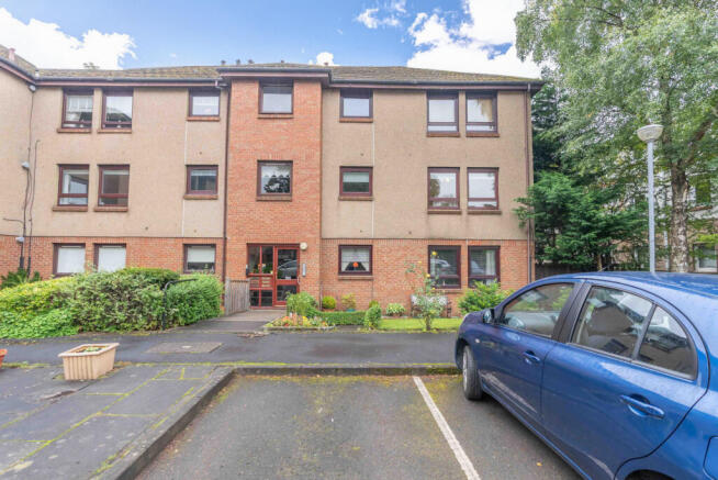 2 Bedroom Flat for Sale