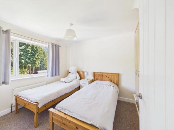 3 bed Semi-Detached for sale Image 10