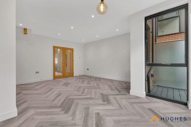 4 bed Town House for sale Image 10