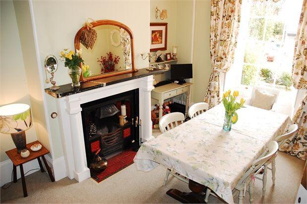 DINING ROOM:-