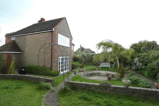 16 Gundreda Road Enh
