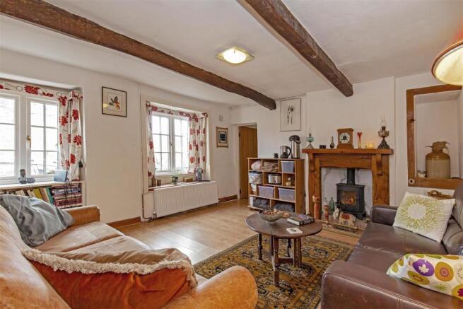Reception Room-3.jpg