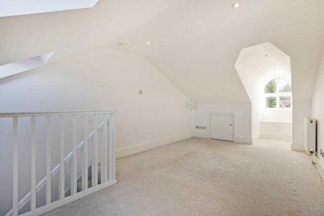 2 bed Semi-Detached for sale Image 9