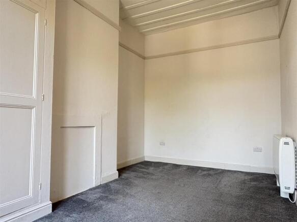 1 bed Apartment to rent Image 7