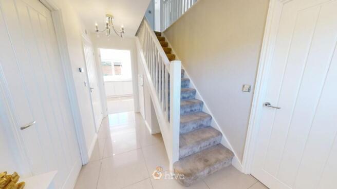 5 bed Detached for sale Image 10