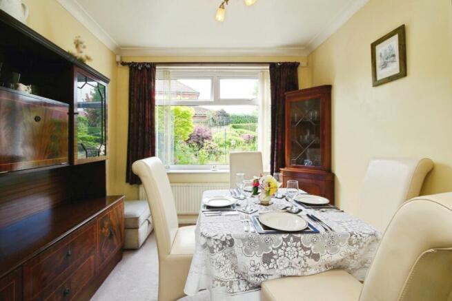 3 bed Semi-Detached for sale Image 10