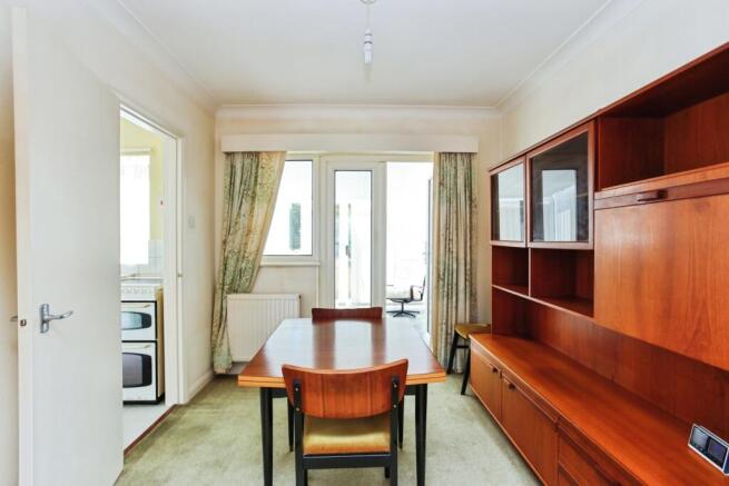 The Hurst, Tunbridge Wells, Kent, TN2 photo 4