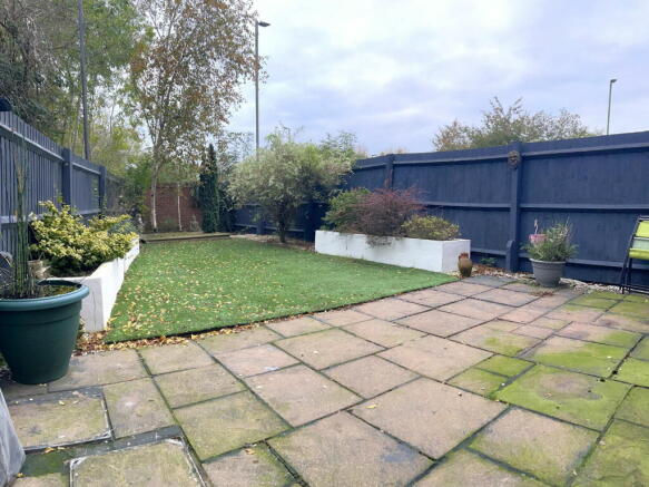 Photo 6