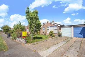 67, Manor Park Road, Hailsham BN27 3AU