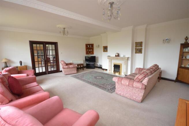 Sitting Room.JPG