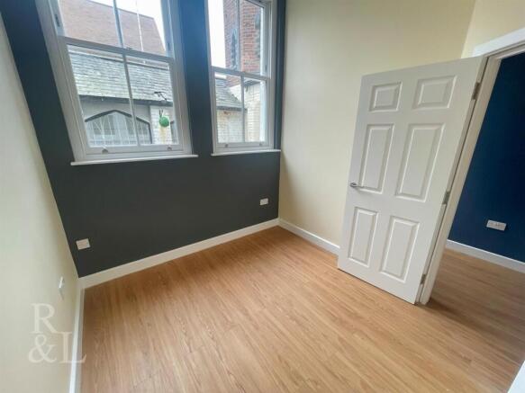 5 Regency Square Flat 1.jpg