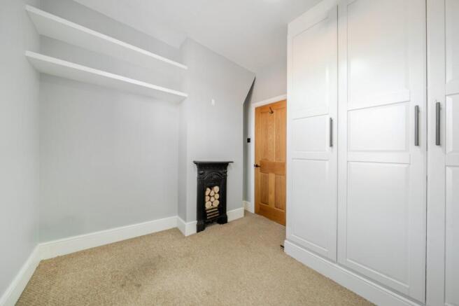 2 bed House to rent Image 9