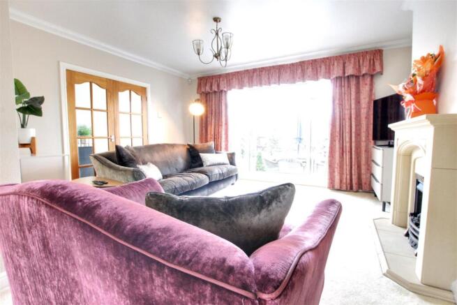 3 bed Detached Bungalow for sale Image 6
