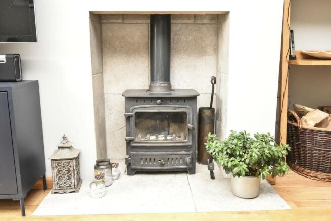 A WOODBURNER.JPG
