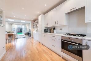 1, Manchester Grove, London E14 3BG