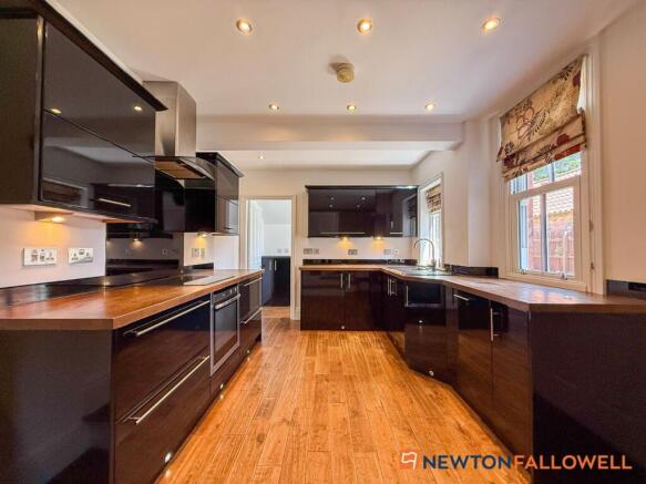 Kitchen 1