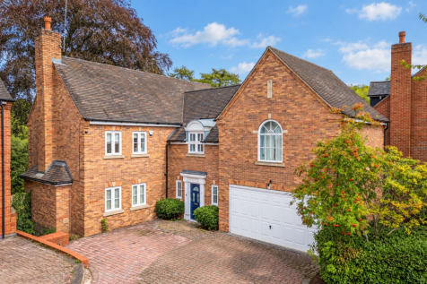 Yeldside Gardens, Cleobury Mortimer, DY14