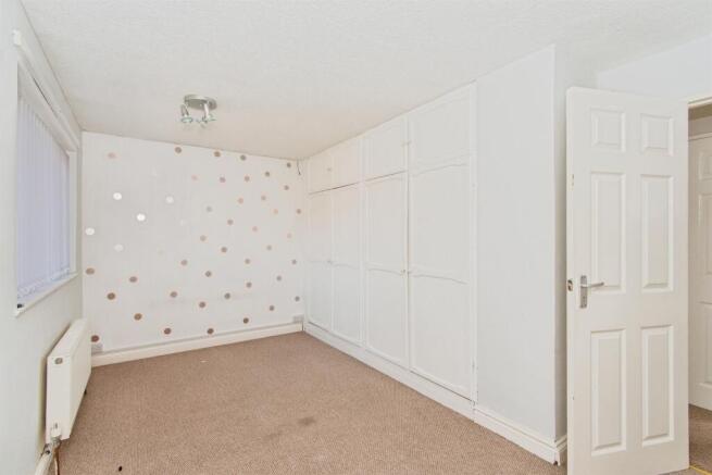2 bed Semi-Detached for sale Image 9