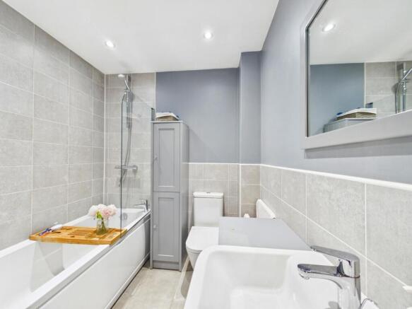 3 bed Semi-Detached for sale Image 5