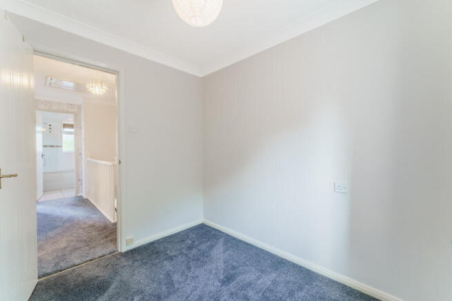 3 bed Detached to rent Image 12