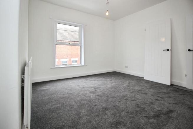 2 bed Terraced for sale Image 12
