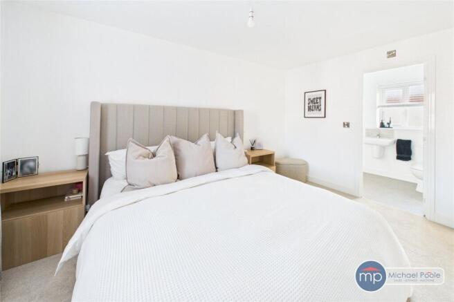 3 bed Detached for sale Image 12