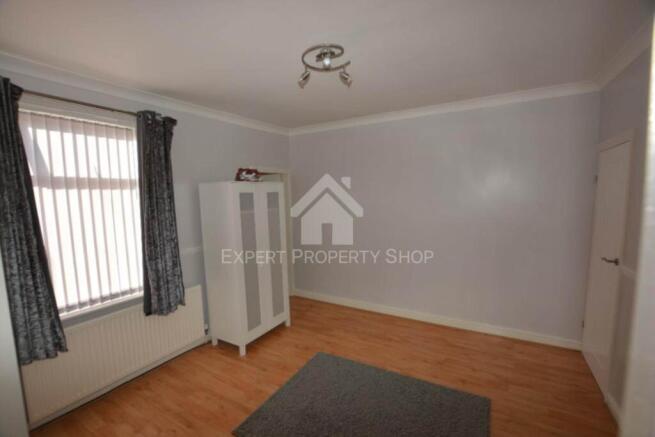 3 bed Terraced for sale Image 10