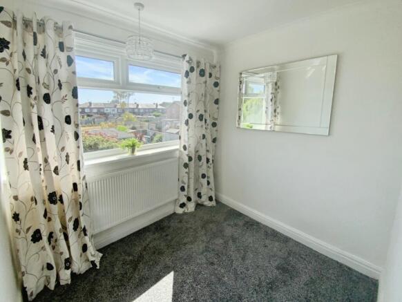 2 bed Terraced for sale Image 7