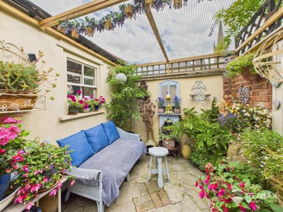 Catio 3.jpg