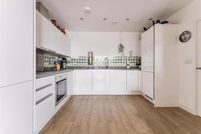 +Hargreaves Court, E3