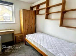35, Taeping Street, London E14 9UN