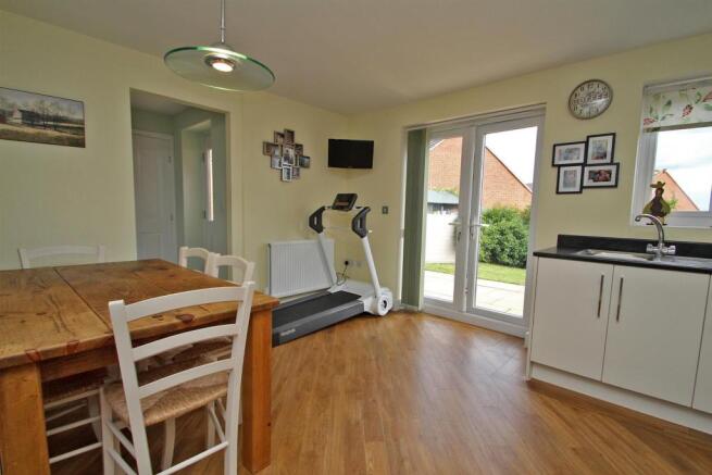 Dining Kitchen