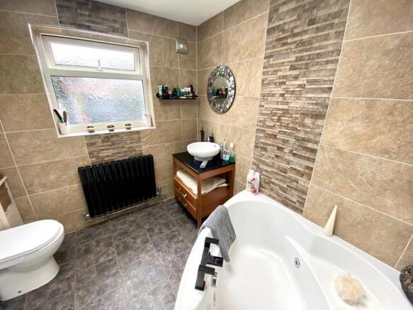 Jacuzzi Bathroom