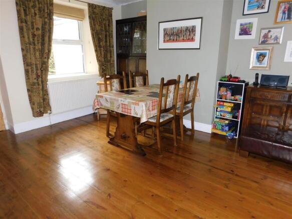 Living/Dining Room