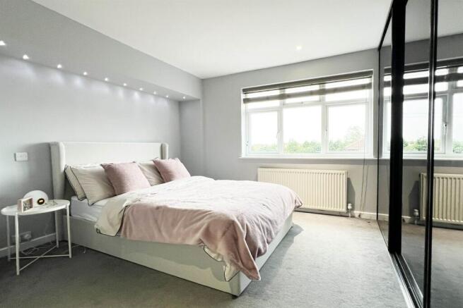 bed 1