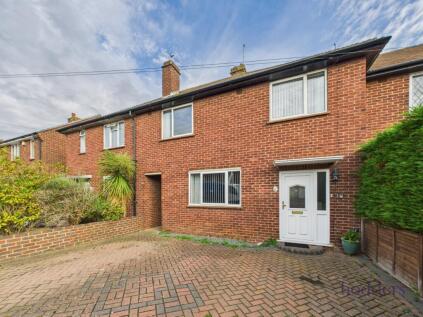 New Haw, Surrey, KT15