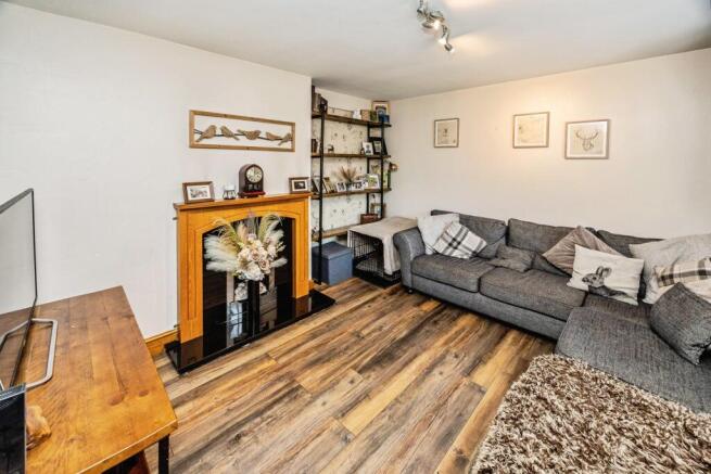 3 bed Semi-Detached for sale Image 11
