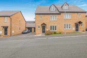 27, Barnett Way, Lydney GL15 5FS