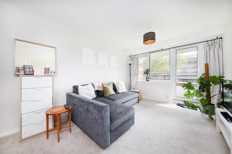 Goulden House,
Bullen Street, SW11