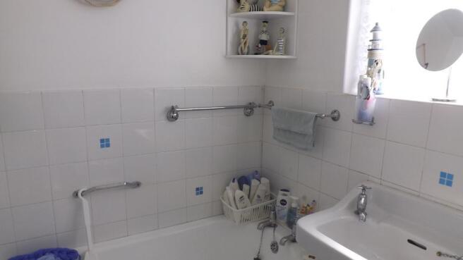 Photo 10