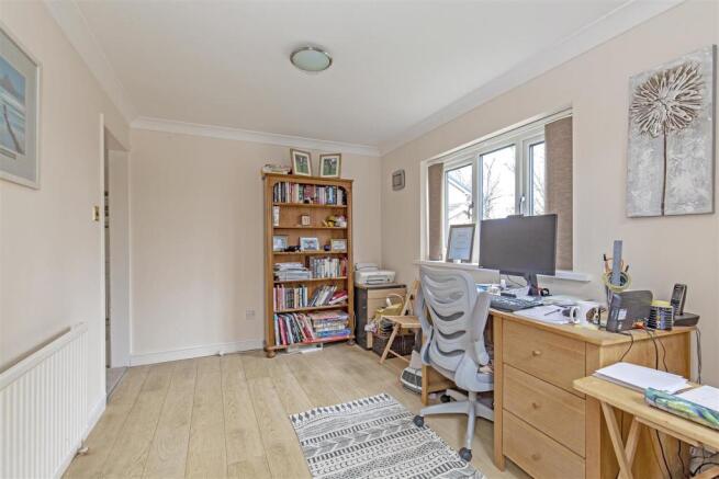 Office-1.jpg