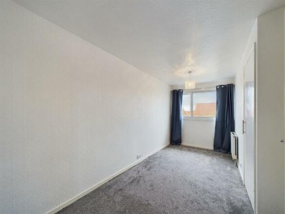 Bedroom: