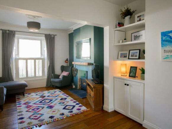 Lounge/Dining Room