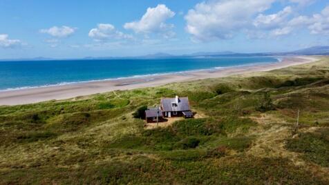 Harlech, LL46