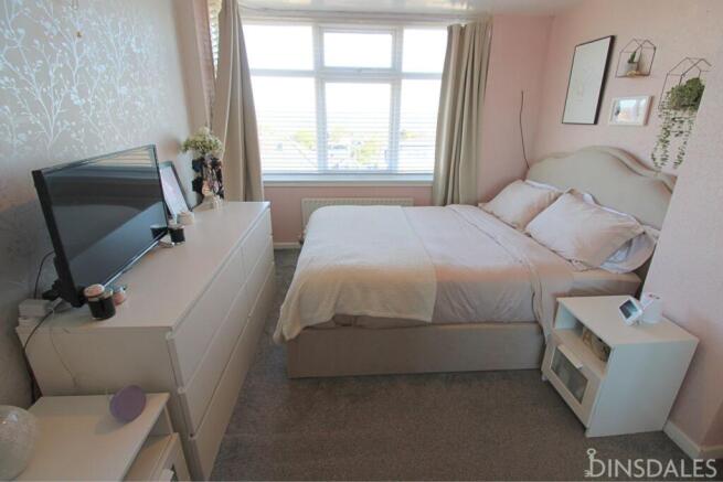 3 bed Semi-Detached for sale Image 6