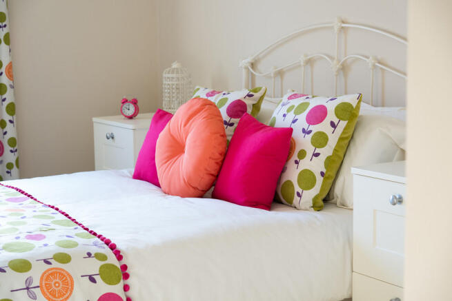 Bedroom detail 