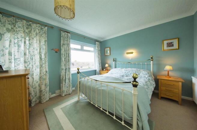 48 Barons Court Rd 2268.jpg
