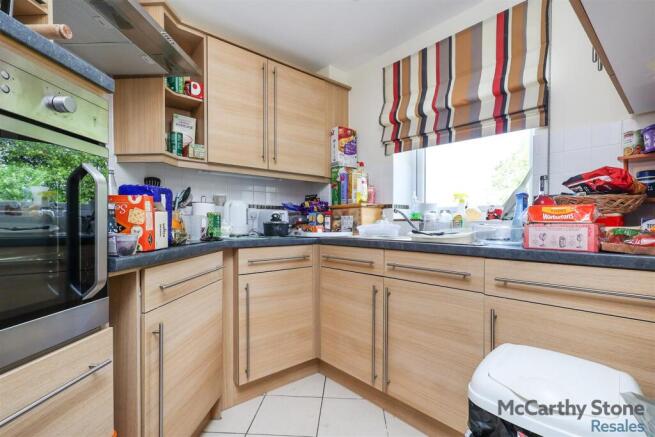 1 bed Apartment for sale Image 5