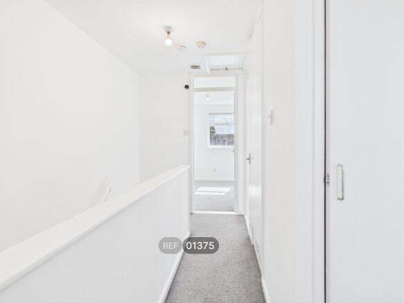 3 bed Not Specified to rent Image 12